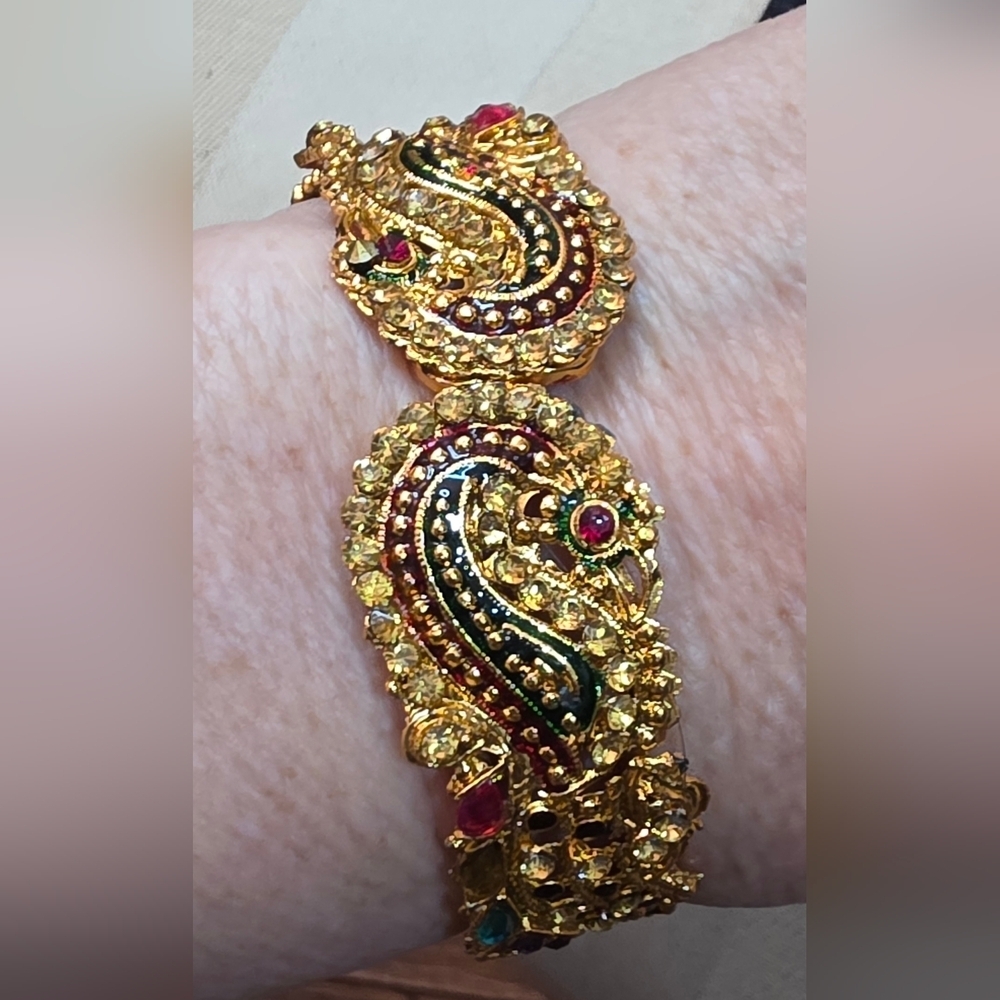 GOLD INDIAN JEWELED WEDDING BRACELET FITS SEVEN OR EIGHT INCH WRISTS
